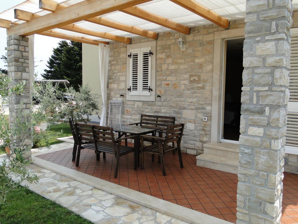 Apartments Villa Ela Umag Ruang foto