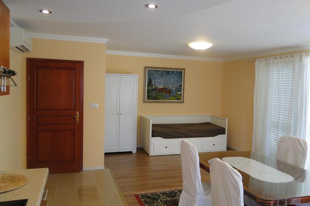 Apartments Villa Ela Umag Ruang foto