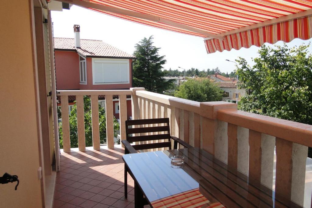 Apartments Villa Ela Umag Ruang foto
